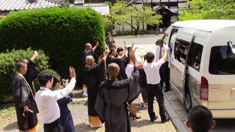 こども達を見送ります